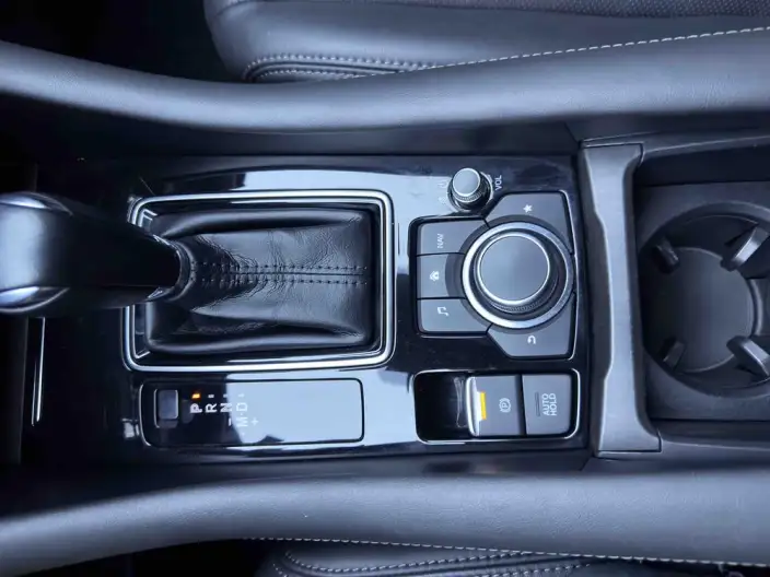 Mazda Atez 2021 Model 2.0L SkyActiv Deluxe Edition – фото 10