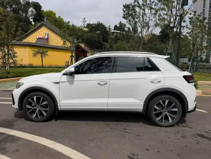 Volkswagen T-Roc 2024 Model 300TSI DSG Chenguang Edition – фото 4