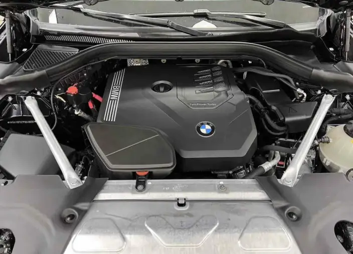 BMW X4 2022 Model xDrive 25i M Sports Set – фото 8