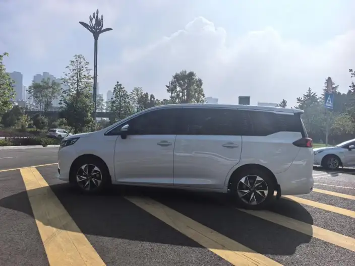 GAC Trumpchi M6 2023 Model PRO 270T WDCT Deluxe Edition – фото 4