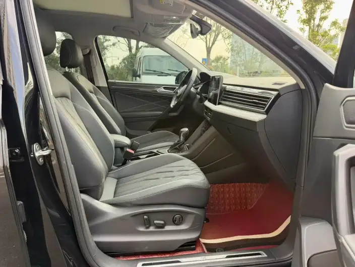 Volkswagen Tiguan L 2024 Model 330TSI 2WD R-Line Enjoy the version more – фото 9