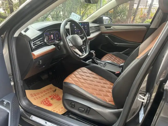 Volkswagen Sagitar 2023 Model 300TSI DSG Superior Edition – фото 9