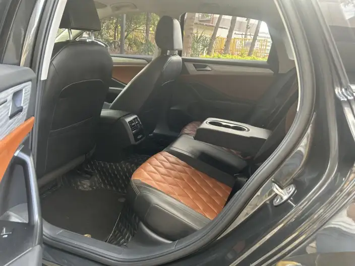Volkswagen Sagitar 2023 Model 300TSI DSG Superior Edition – фото 10
