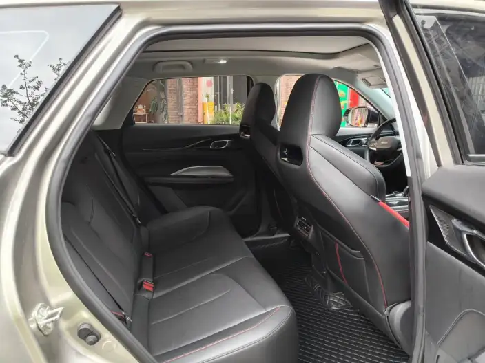 Changan Auchan Z6 2022 Model Blue whale 1.5T DCT Smart Edition Model – фото 10