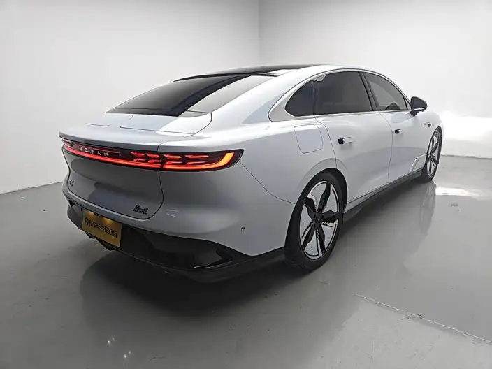Voyah Pursuit EV 2023 Model 580km Standard Edition – фото 7