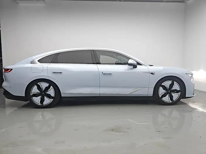 Voyah Pursuit EV 2023 Model 580km Standard Edition – фото 8