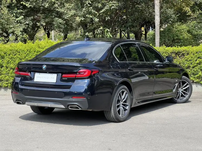 BMW 5 Series 2022 Model 525Li M Sports Set – фото 5