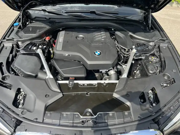 BMW 5 Series 2022 Model 525Li M Sports Set – фото 6