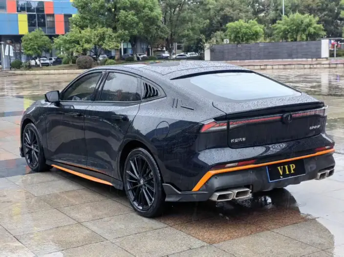 Changan UNI-V 2024 Model 1.5T Smart Pilot Model – фото 5