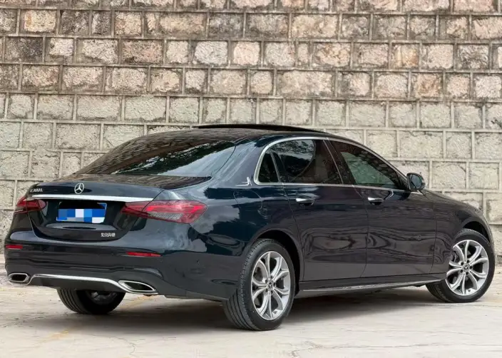 Mercedes-Benz E-Class 2023 Model E 300 L Luxury Model Sports sedan – фото 5