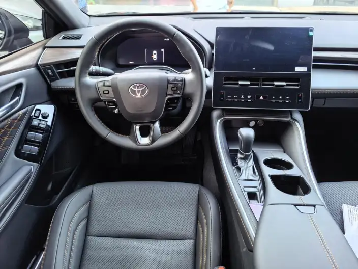 Toyota Avalon 2024 Model Intelligent Hybrid 2.0L E-CVT Deluxe Edition – фото 8
