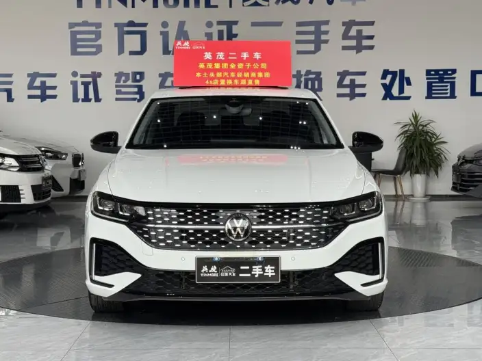 Volkswagen Lavida 2024 Model 300TSI DSG Starry Sky Leading Edition