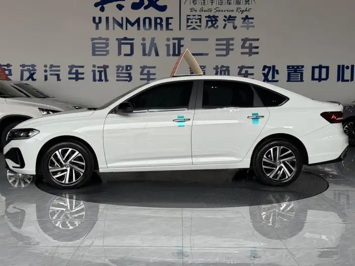 Volkswagen Lavida 2024 Model 300TSI DSG Starry Sky Leading Edition