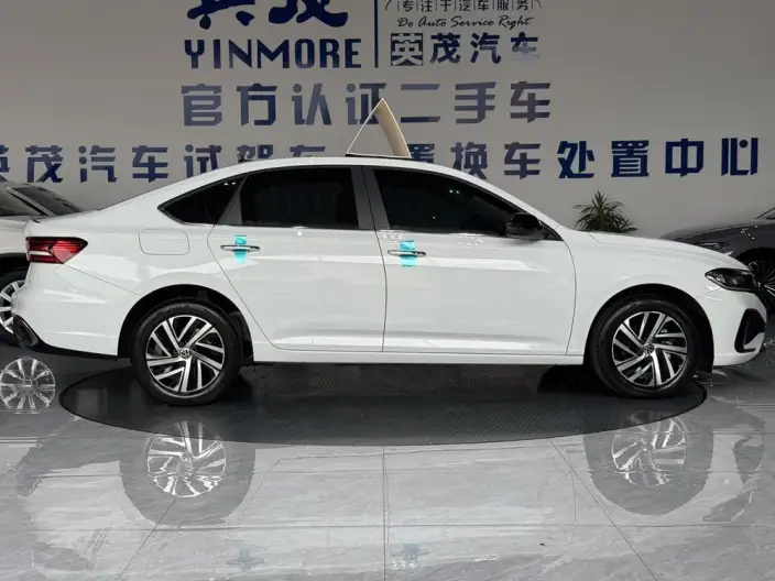 Volkswagen Lavida 2024 Model 300TSI DSG Starry Sky Leading Edition – фото 8