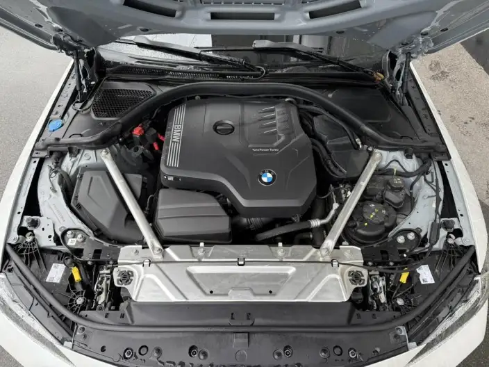 BMW 4 Series 2024 Model 430i M Sports Night Set – фото 5