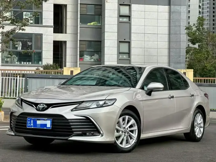 Toyota Camry 2021 Model 2.0G Deluxe Edition – фото 1