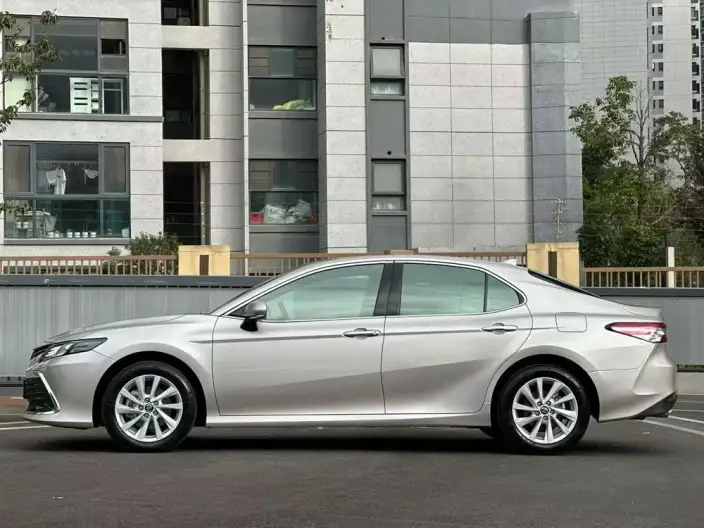 Toyota Camry 2021 Model 2.0G Deluxe Edition – фото 3