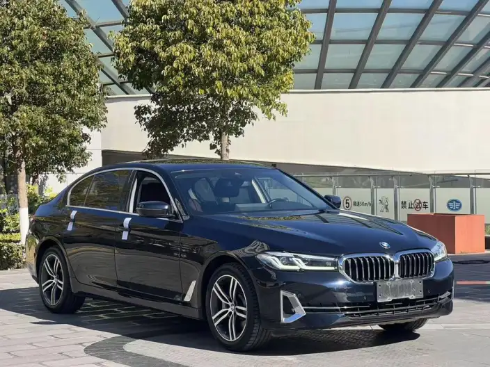 BMW 5 Series 2022 Model Facelift II 530Li Leading Model Luxury Set – фото 3