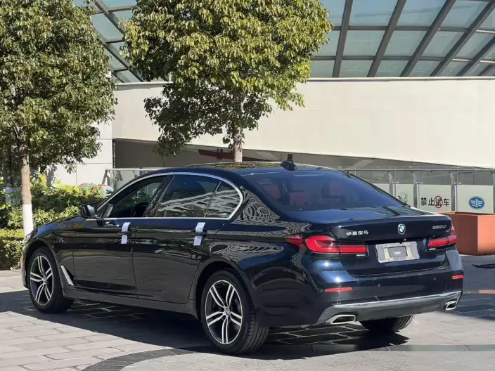 BMW 5 Series 2022 Model Facelift II 530Li Leading Model Luxury Set – фото 4