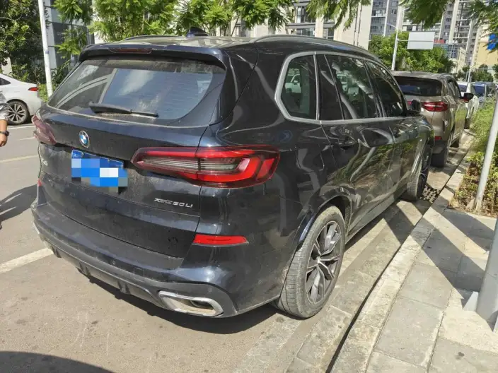 BMW X5 2022 Model Facelift xDrive 30Li Exclusive Model M Sports Set – фото 6