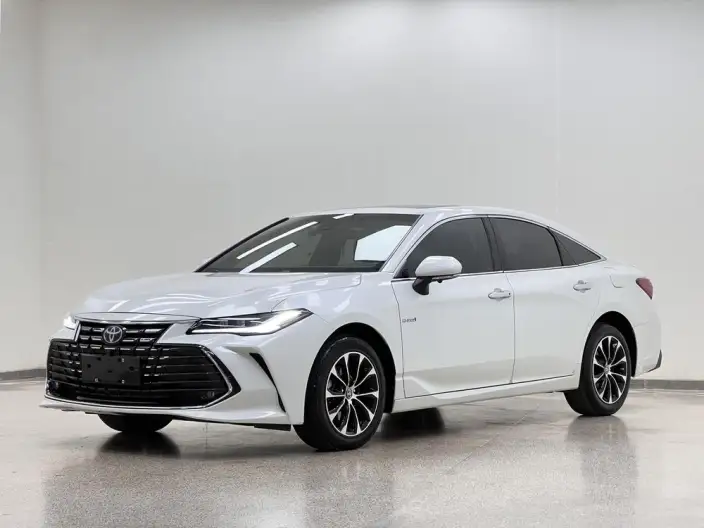 Toyota Avalon 2023 Model Intelligent Hybrid 2.5L E-CVT Deluxe Edition – фото 1