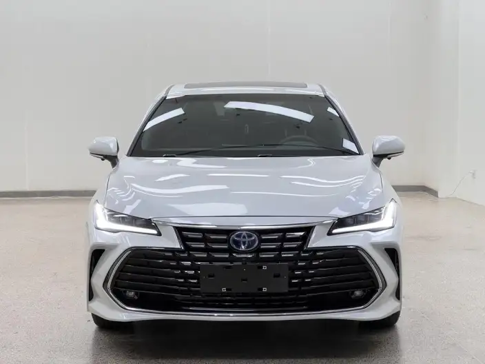 Toyota Avalon 2023 Model Intelligent Hybrid 2.5L E-CVT Deluxe Edition – фото 2