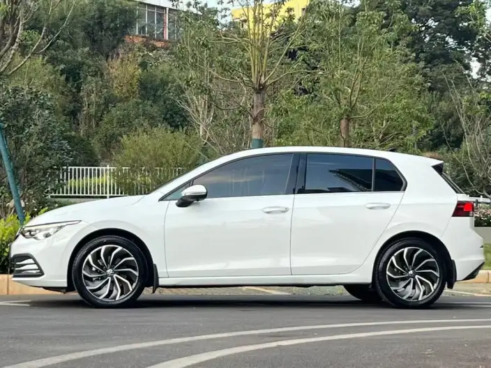 Volkswagen Golf 2021 Model 280TSI DSG R-Line