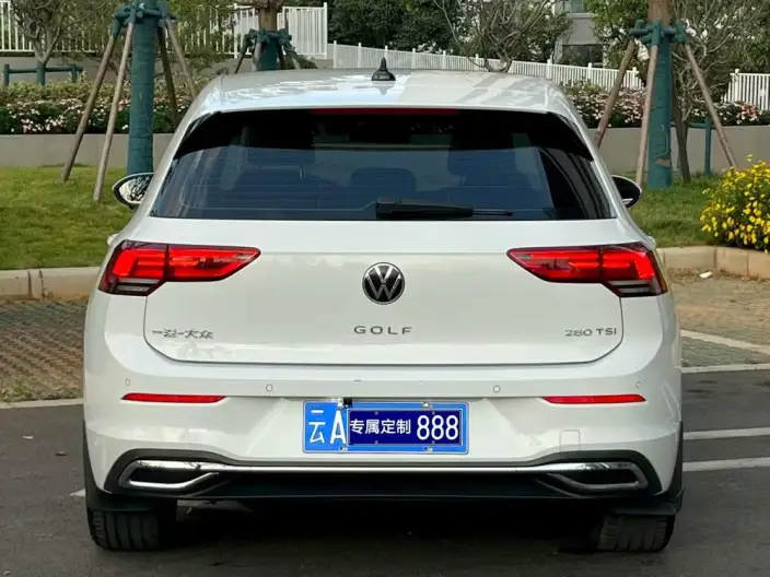 Volkswagen Golf 2021 Model 280TSI DSG R-Line