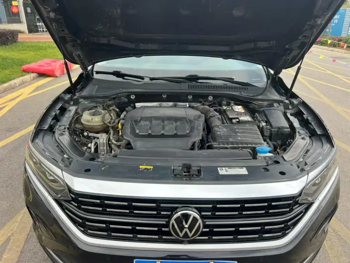 Volkswagen Passat 2022 Model 330TSI Premium Edition – фото 5