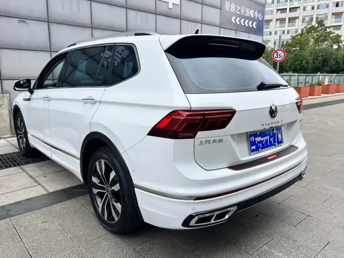 Volkswagen Tiguan L 2024 Model 330TSI 2WD R-Line Enjoy the version more