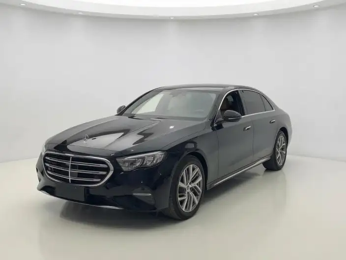 Mercedes-Benz E-Class 2024 Model E 300 L Luxury Model sedan – фото 1