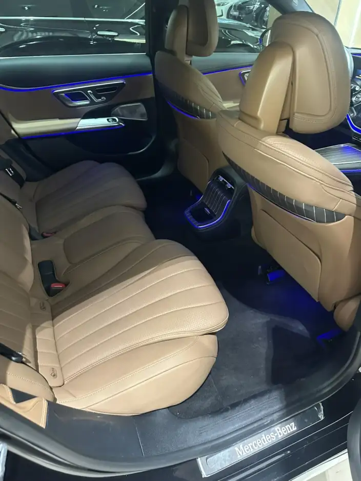 Mercedes-Benz E-Class 2024 Model E 300 L Luxury Model sedan – фото 7