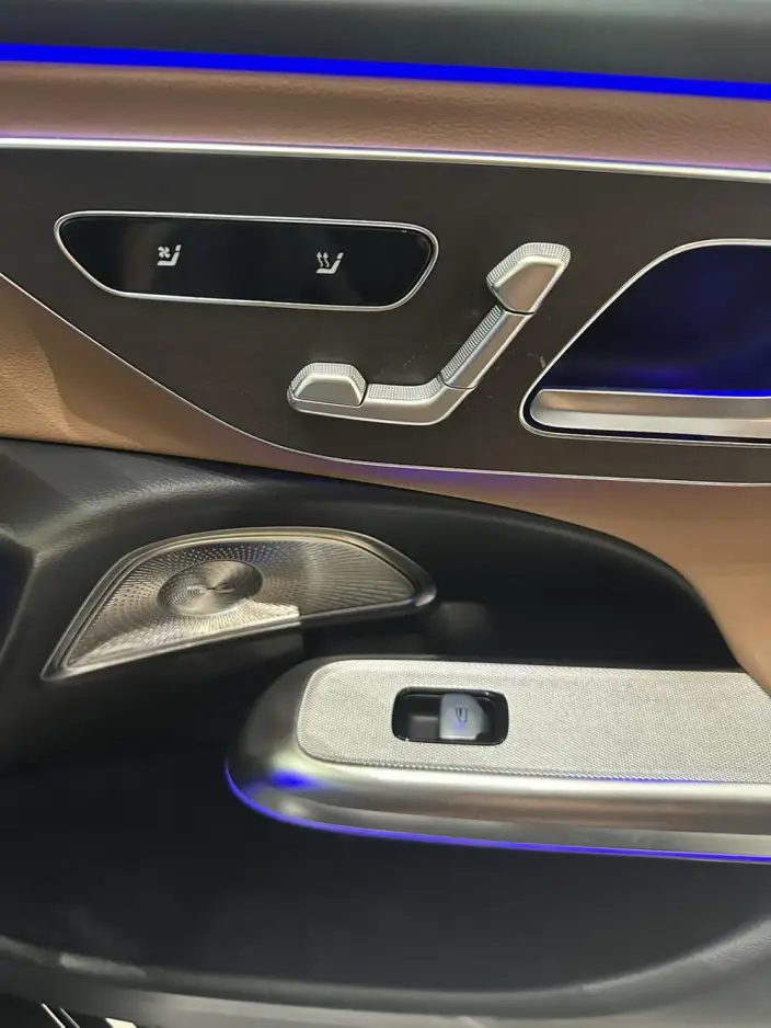 Mercedes-Benz E-Class 2024 Model E 300 L Luxury Model sedan – фото 10