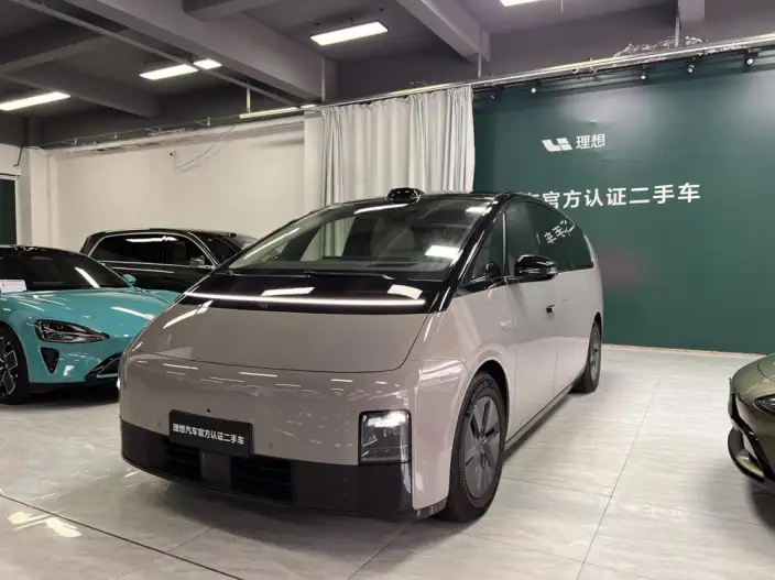 Li Auto MEGA 2024 Model Ultra Edition