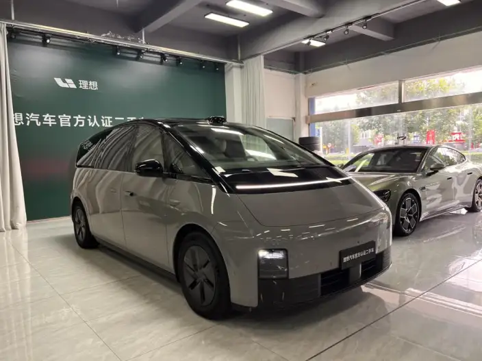Li Auto MEGA 2024 Model Ultra Edition
