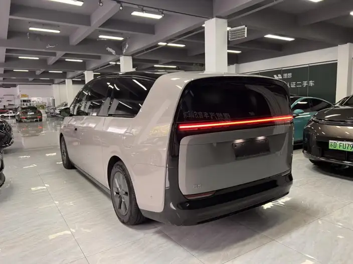 Li Auto MEGA 2024 Model Ultra Edition