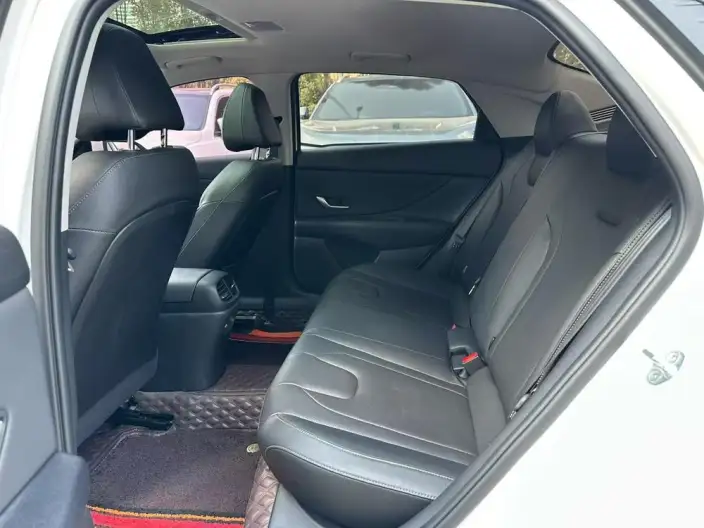 Hyundai Ioniq 2023 Model 1.5L CVT LUX Premium Edition – фото 9
