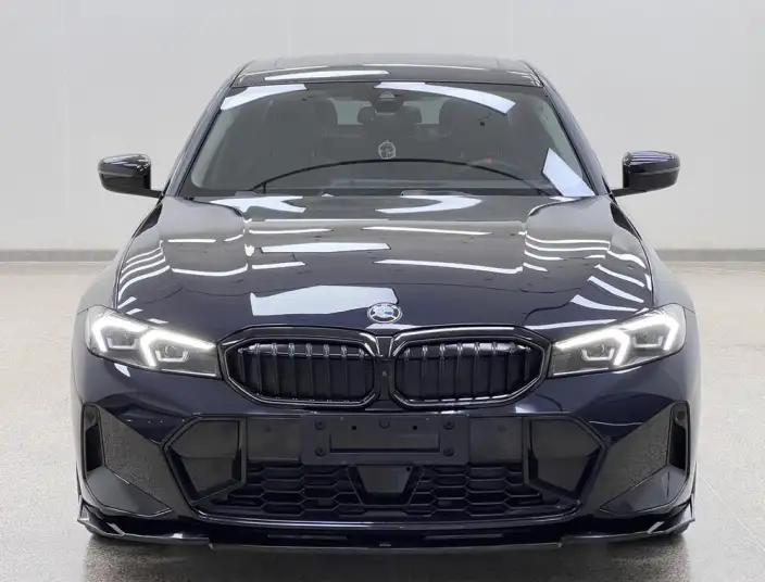 BMW 3 Series 2025 Model 330Li M Sports Night Set