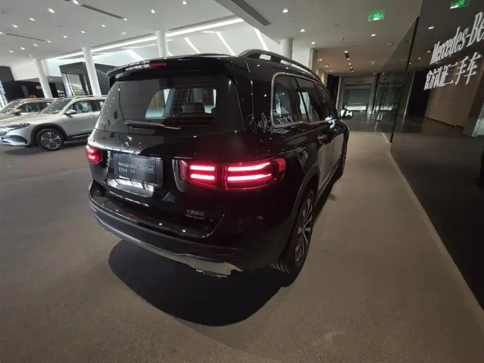 Mercedes-Benz GLB 2025 Model GLB 220 Fashion Model – фото 5