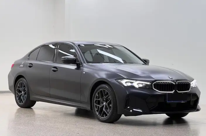 BMW 3 Series 2025 Model 330Li M Sports Night Set