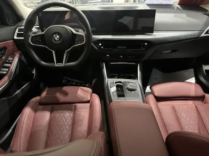 BMW 3 Series 2025 Model 325Li M Sports Set – фото 10