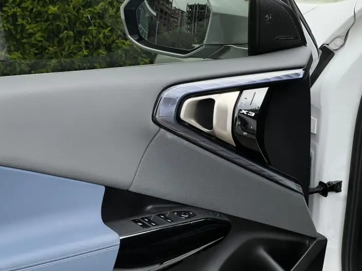 BMW X3 2025 Model xDrive30L Exclusive Model M Sports Set – фото 10
