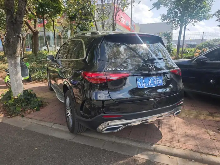 Mercedes-Benz GLC 2024 Model Facelift GLC 300 L 4MATIC Dynamic Model 5 seat