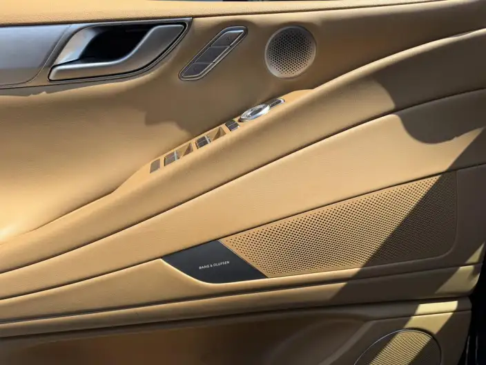 Genesis G80 2024 Model 2.5T 2WD Deluxe Edition – фото 10