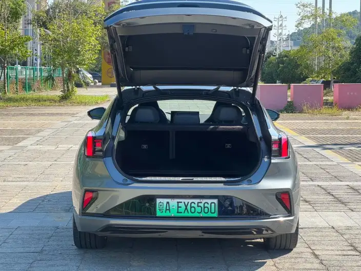 ZEEKR 001 2025 Model YOU Edition 100kWh 4WD – фото 10