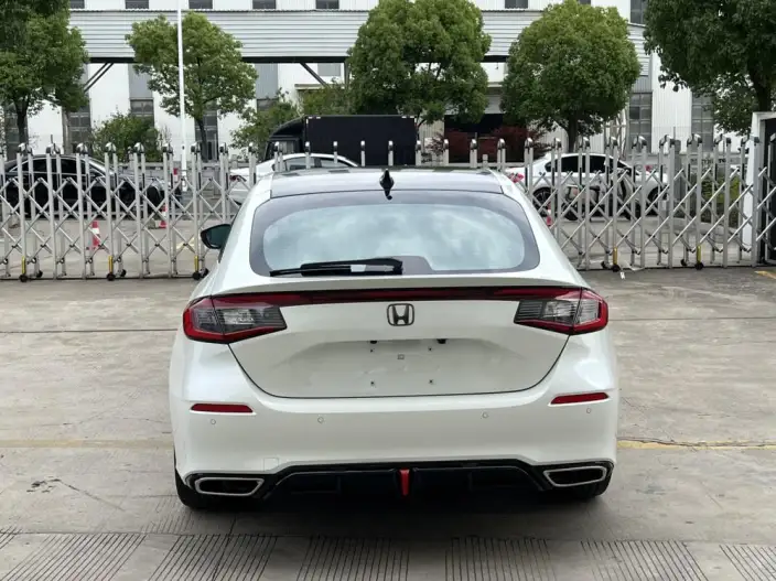 Honda Civic 2023 Model HATCHBACK 240TURBO Manual Extreme Edition – фото 6