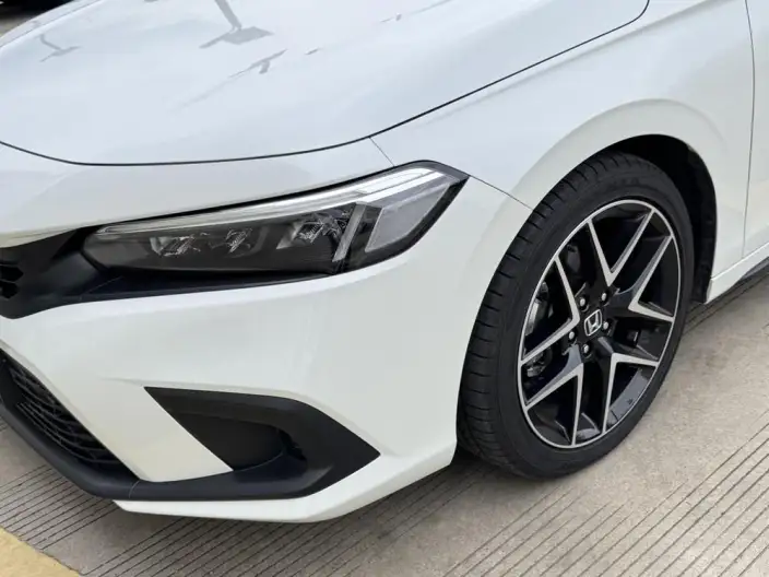 Honda Civic 2023 Model HATCHBACK 240TURBO Manual Extreme Edition – фото 10