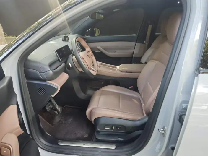 NIO ES6 2023 Model 75kWh – фото 9