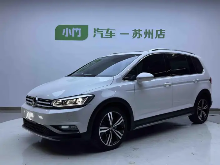 Volkswagen Touran L 2021 Model 280TSI DSG Extension Edition 7 seat