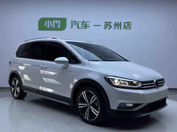 Volkswagen Touran L 2021 Model 280TSI DSG Extension Edition 7 seat
